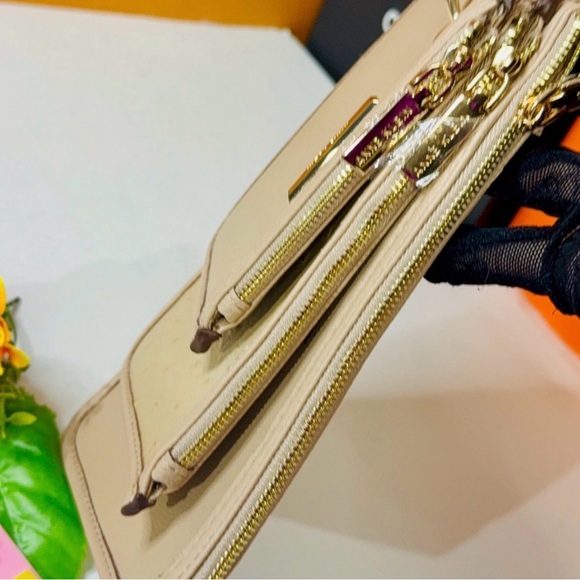 Anne Klein Neutral Wristlet Trio - Picture 5 of 9